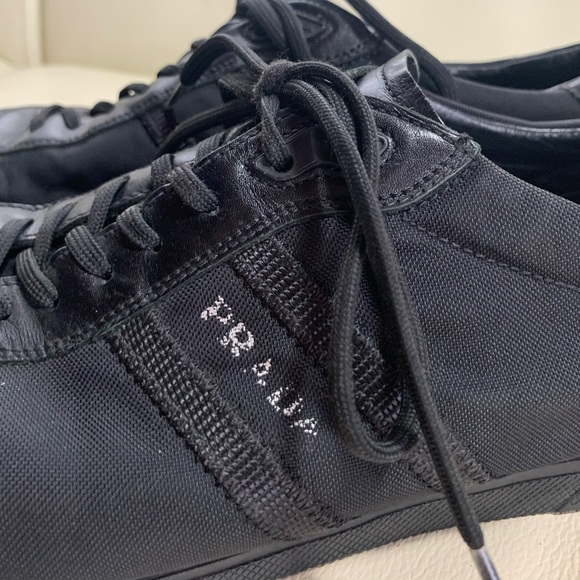 Prada shoes - Picture 2 of 7